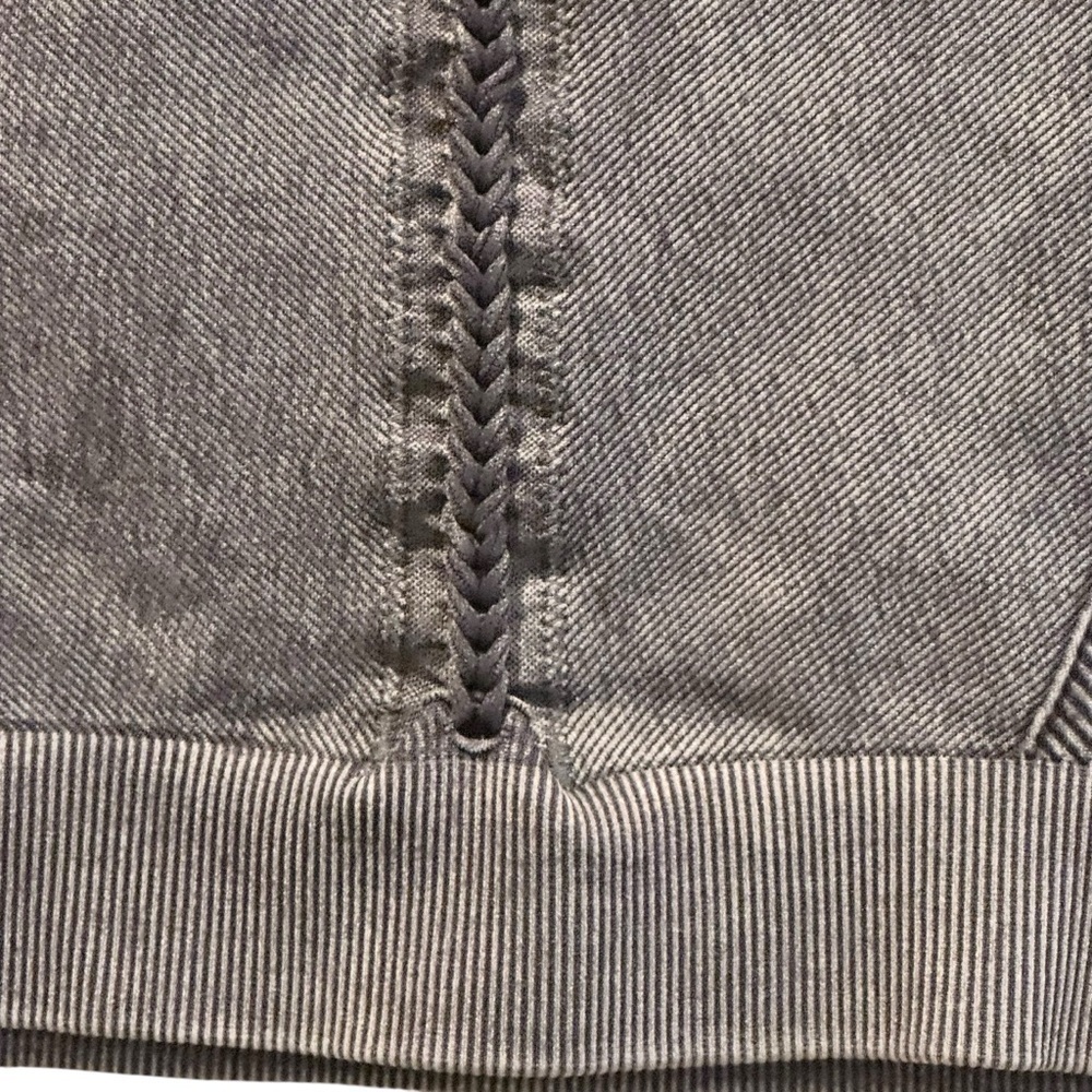 Offline by Aerie Gray Recharge Least Support Sports Bra Women’s Size Small - Picture 2 of 5